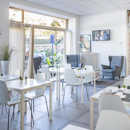 Hotel De Belgique A מנטון מראה חיצוני תמונה